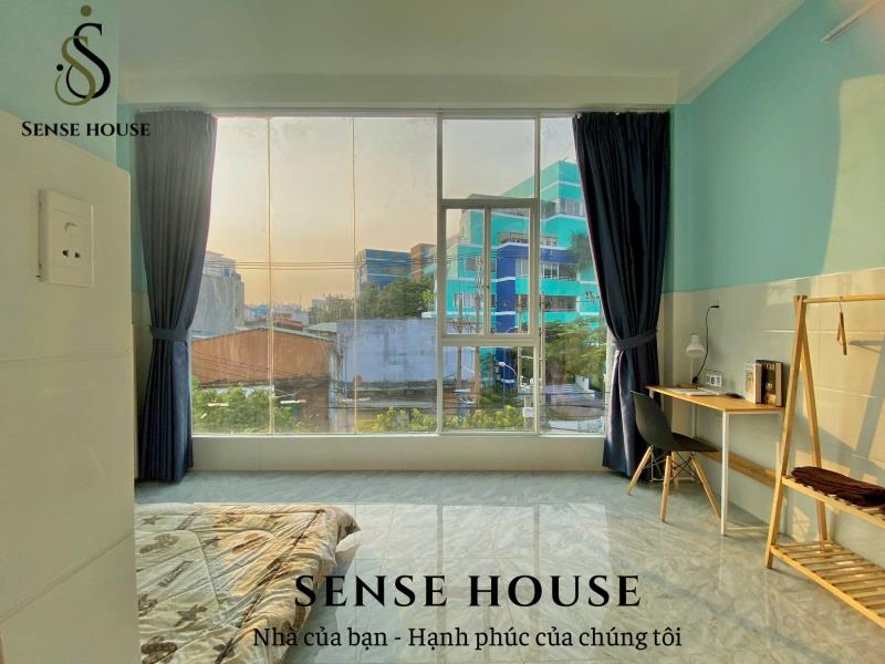 Phòng view kính siêu chill kế bên công sau đh văn hiến âu cơ, full nội thất, có phim cách nhiệt - 2