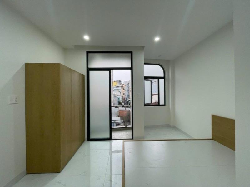 Ngay vòng xoay lê đại hành - bình thới  - q.11- dt: 4*13m- 8 tỷ  - 3