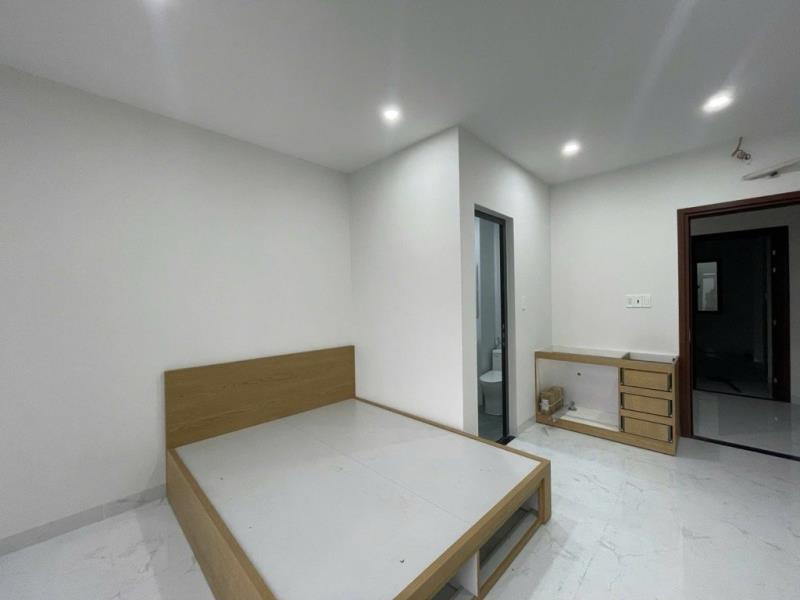 Ngay vòng xoay lê đại hành - bình thới  - q.11- dt: 4*13m- 8 tỷ  - 4