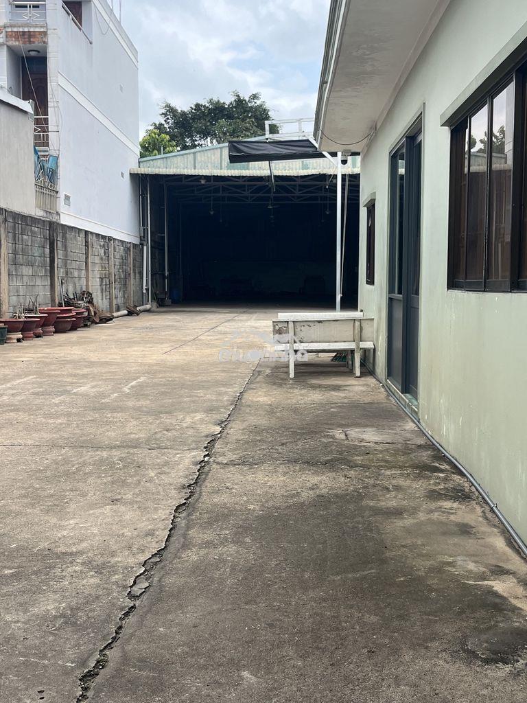 Cho thuê xưởng 700m mặt tiền quốc lộ 1k dĩ an - 3