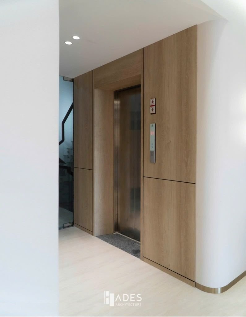 Toà nhà văn phòng 9 tầng - ung văn khiêm - bình thạnh -dt: 5.6*35m – 62 tỷ - 2