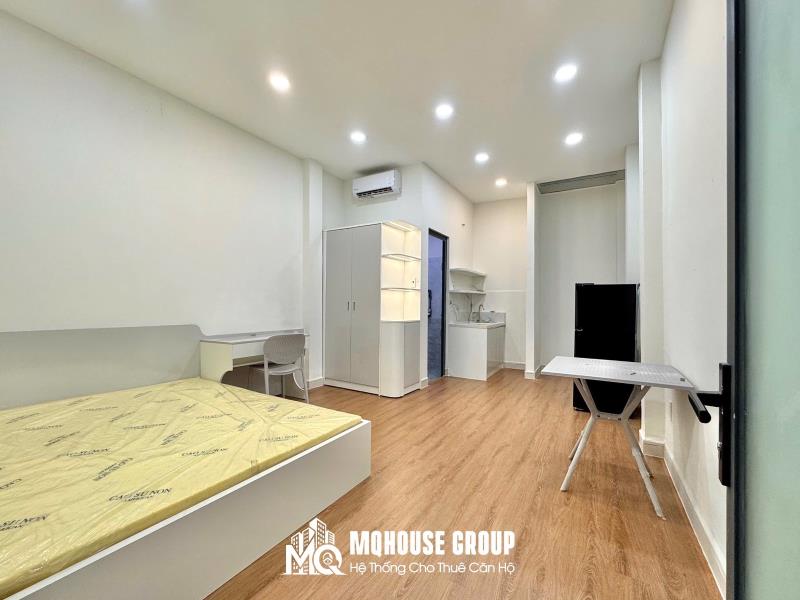 Khai trương căn hộ dịch vụ - full nội thất mới xây - gần nhà ga t3 quận tân bình