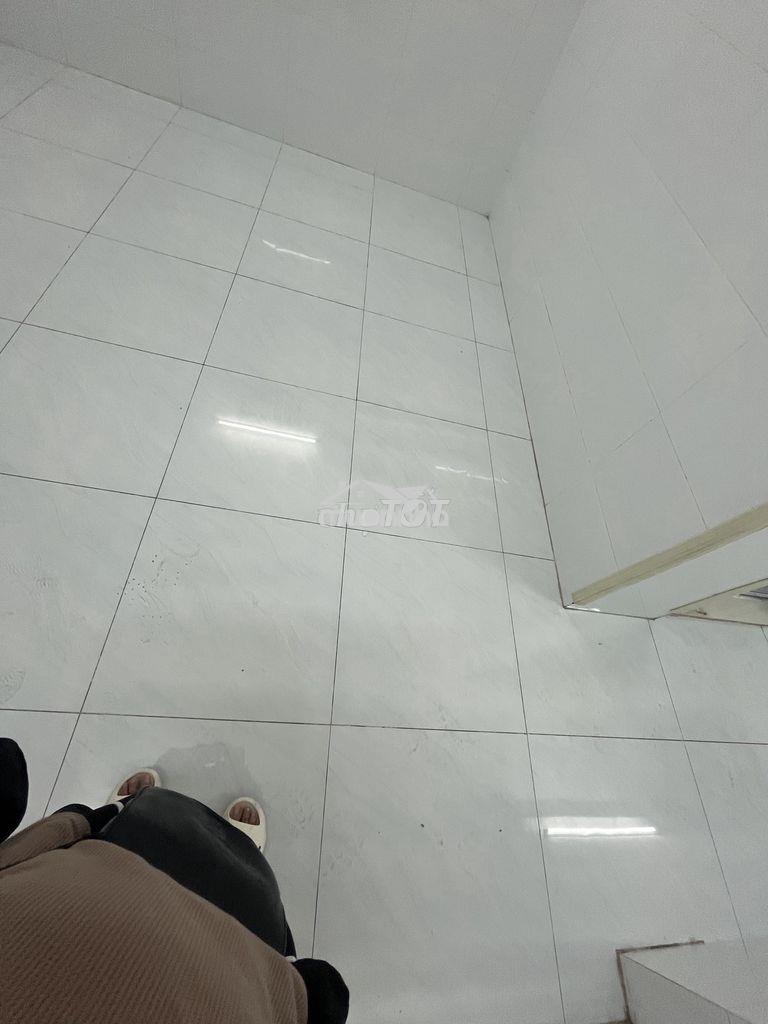 Phòng rẻ gần ueh nguyễn tri phương - 2