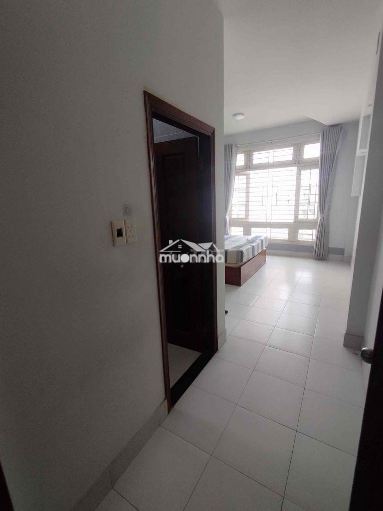 Phòng ngủ tách bếp rộng 40m2. đường 19 kdc bình hưng gần bến xe q8 - 4