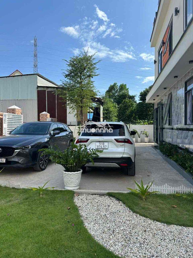 Cho thuê nhà nghĩ hoà lợi bến cát bình dương