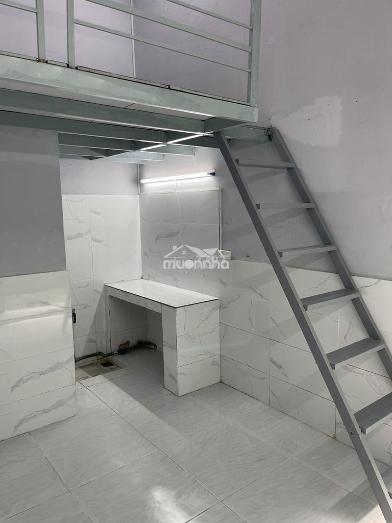 Phòng trọ máy lạnh 2.7tr - quốc lộ 13 - sát tp thủ đức - ít phòng - 4