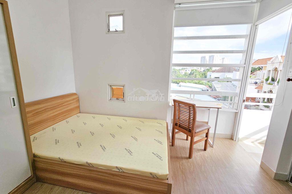 Phòng lầu 2 ban công, nguyễn bá huân, thảo điền - 3
