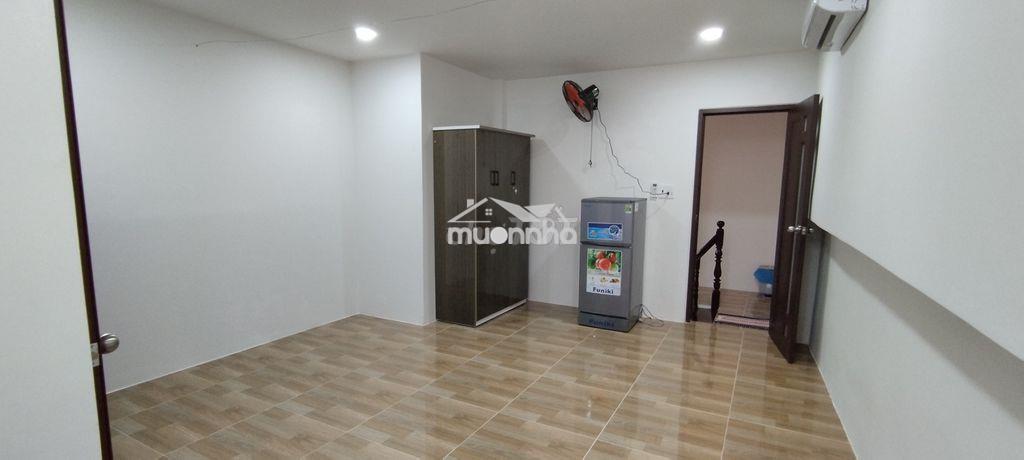 Căn hộ dịch vụ trung tâm quận 3 , khóa vân tay và điện thoại giờ tự do - 2