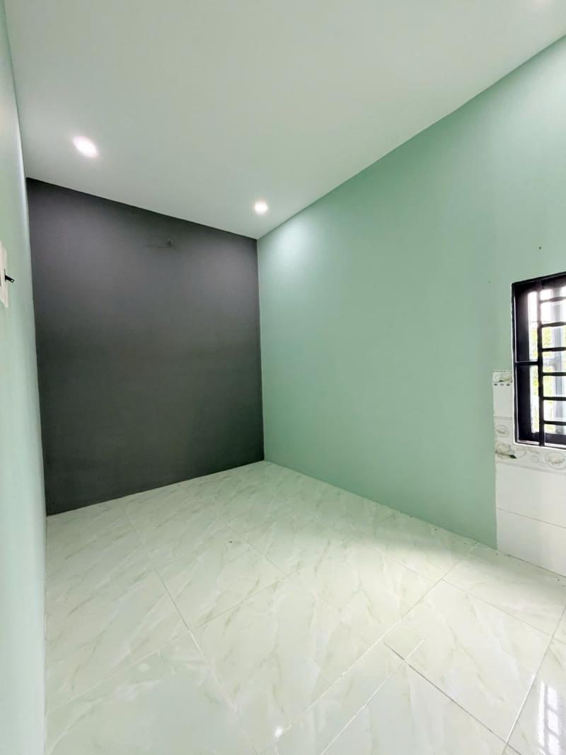 Chỉ 700tr có ngay nhà mới trệt lầu ở liền,[4.2m*15m], ngay cầu lớn hóc môn - 3