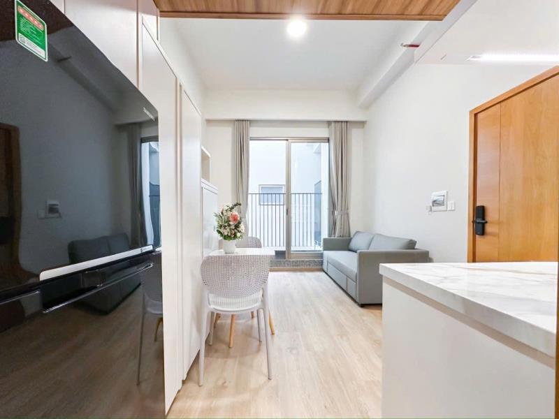 Duplex cao 1m8 nhà mới, đầy đủ nội thất, gần đh tôn đức thắng, rmit