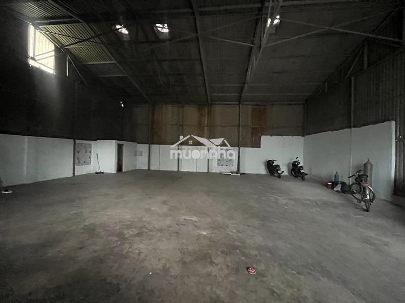 Cho thuê xưởng 200m gần trung tâm y tế dĩ an có điện 3 pha