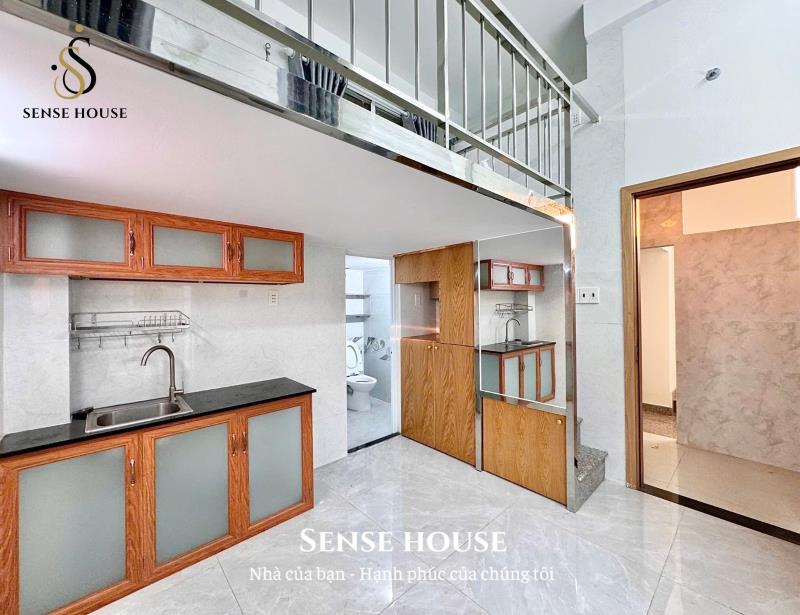 Duplex toà nhà thang máy | giá 4tr