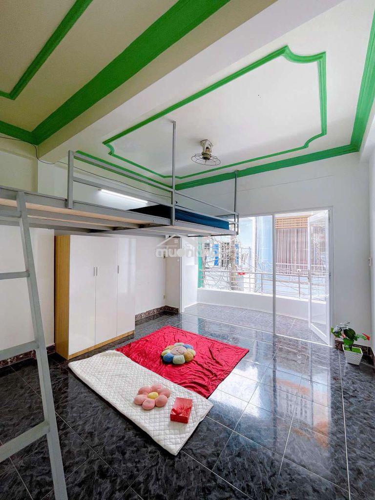 Phòng ban công rộng 30m² – siêu thoáng 🌿