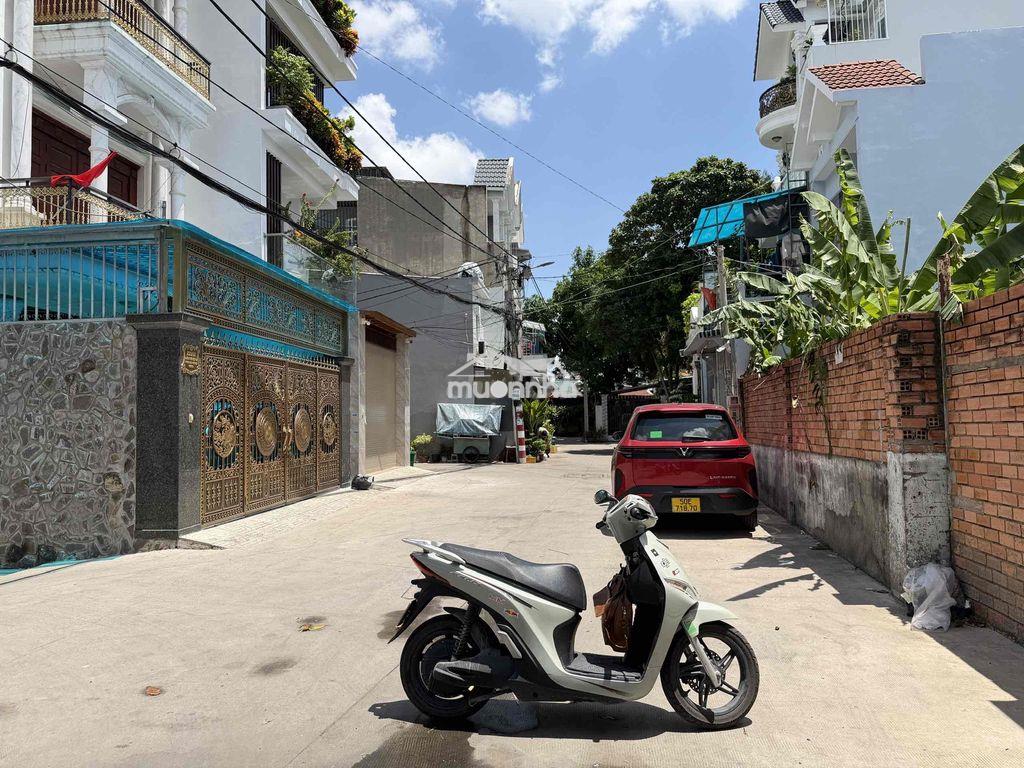 Nhà 4 tầng 5x11m - ngay metro- ngộp bank bán gấp - 2