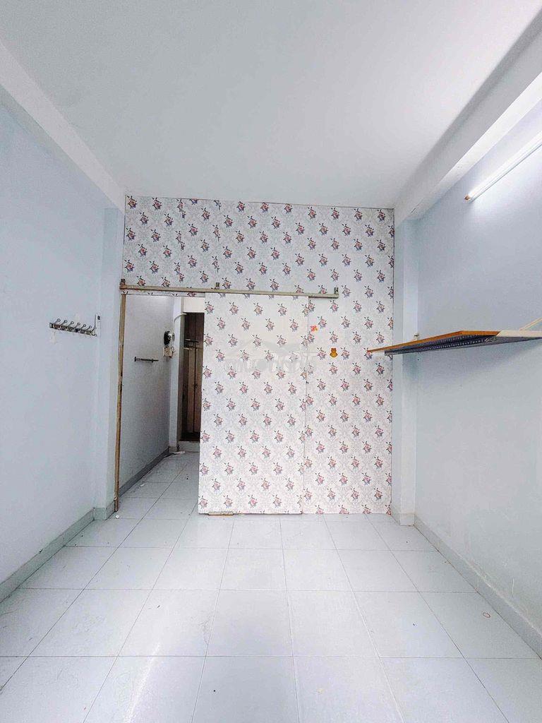 Bán nhà 4 tầng khu dân cư gần đường hẻm rộng thông thoáng - 4