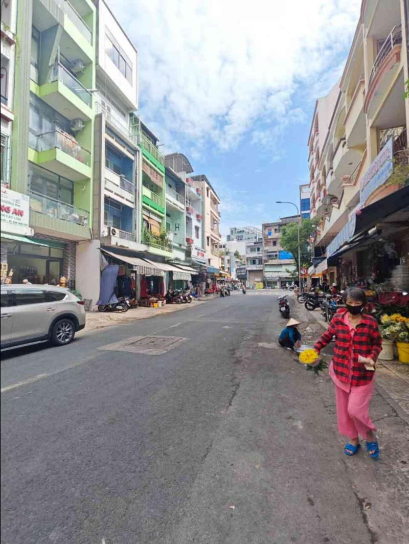 Ngay chợ bình tây - nguyễn xuân phụng – q.6 – dt: 4*25m – 6 tầng – 42 tỷ