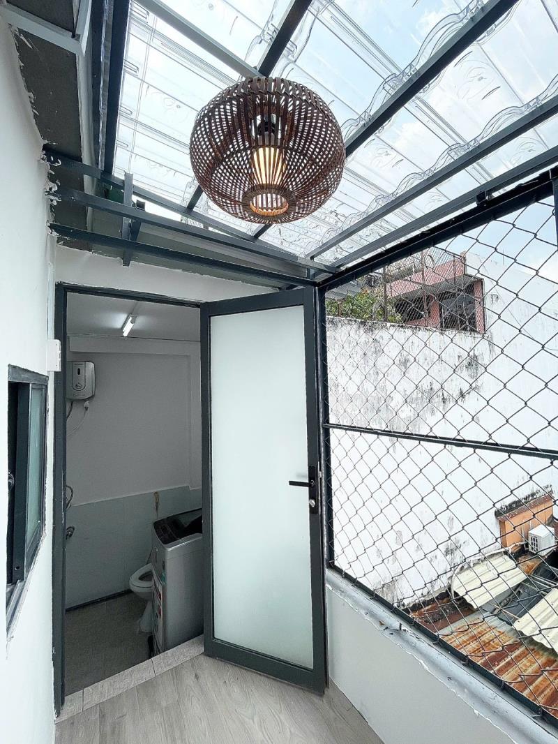 🔥Căn hộ 2pn ban công sân thượng 70m2 gần chu văn an ftu hutech bình thạnh🔥