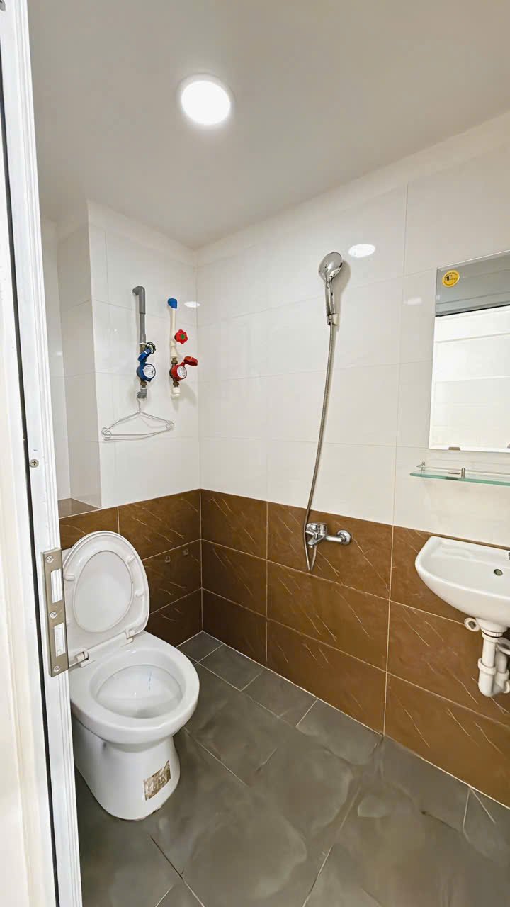 Căn hộ studio cửa sổ to máy lạnh 35m2 gần uth, ftu, phạm văn đồng, bình thạnh - 4