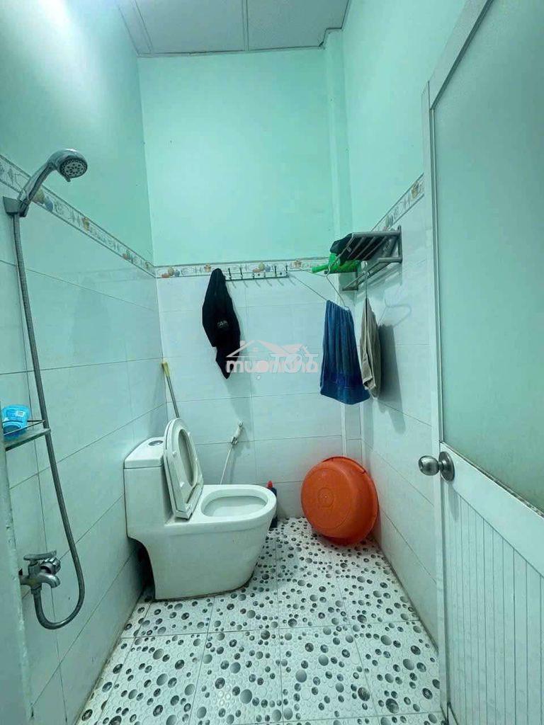 Hẻm 8 m xe tải , 52 m2 , chỉ 3,x tỷ  - 4
