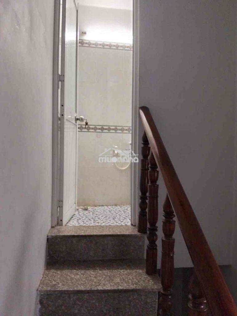 Trệt 2 lầu 4*7; 2pn 3wc đi gò vấp gần