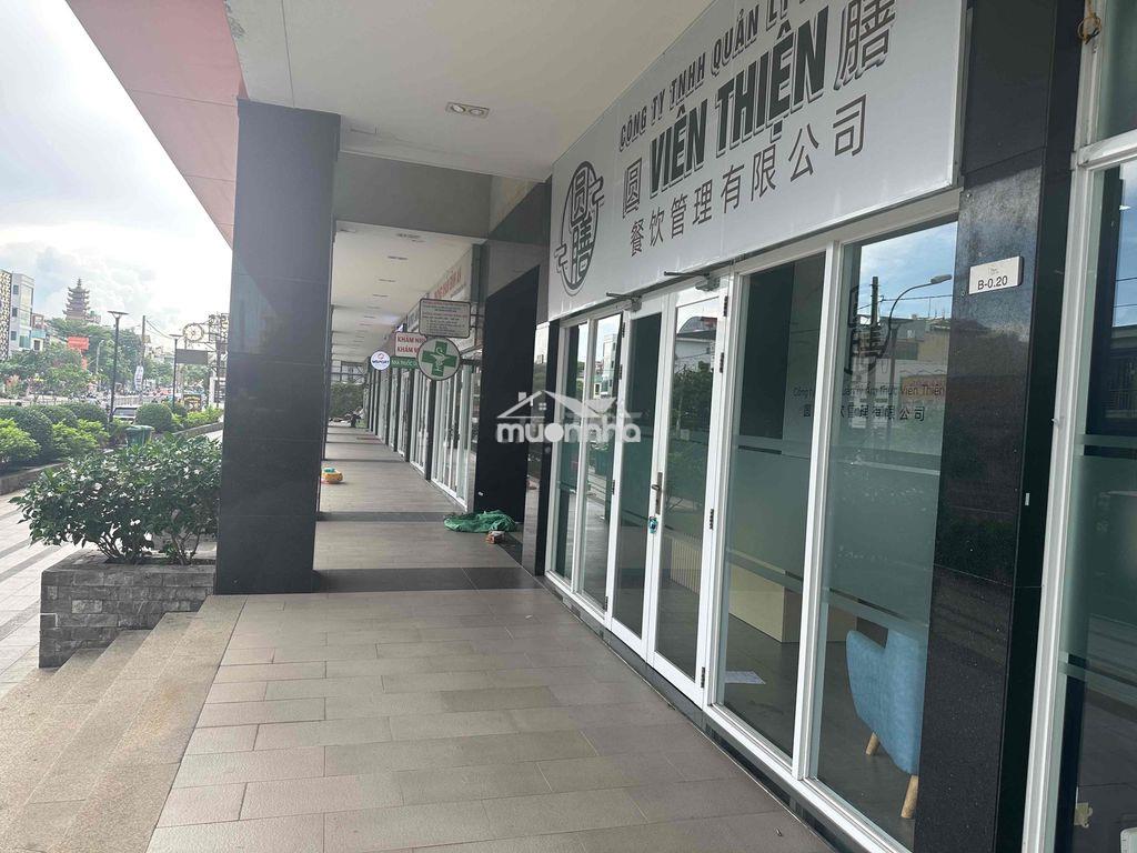 Chính chủ cho thuê căn shophuose căn hộ moonlight park view 120m2 - 2