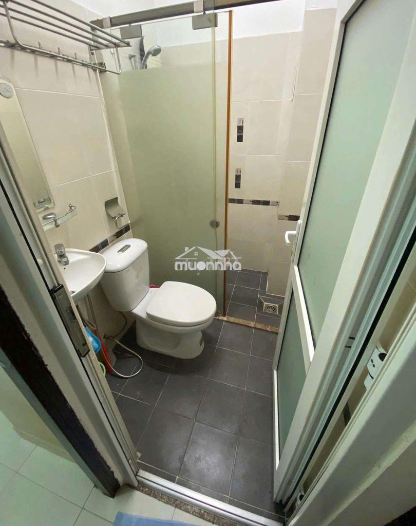 🏠🏠 Quận 10 nhà nguyên căn nguyễn tiểu la gần 3/2 💲 giá 15 triệu
 - 4