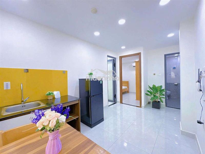 Cho thuê gần ngã tư hàng xanh-2 phòng ngủ mới-full nt-50m2-hutech-uef