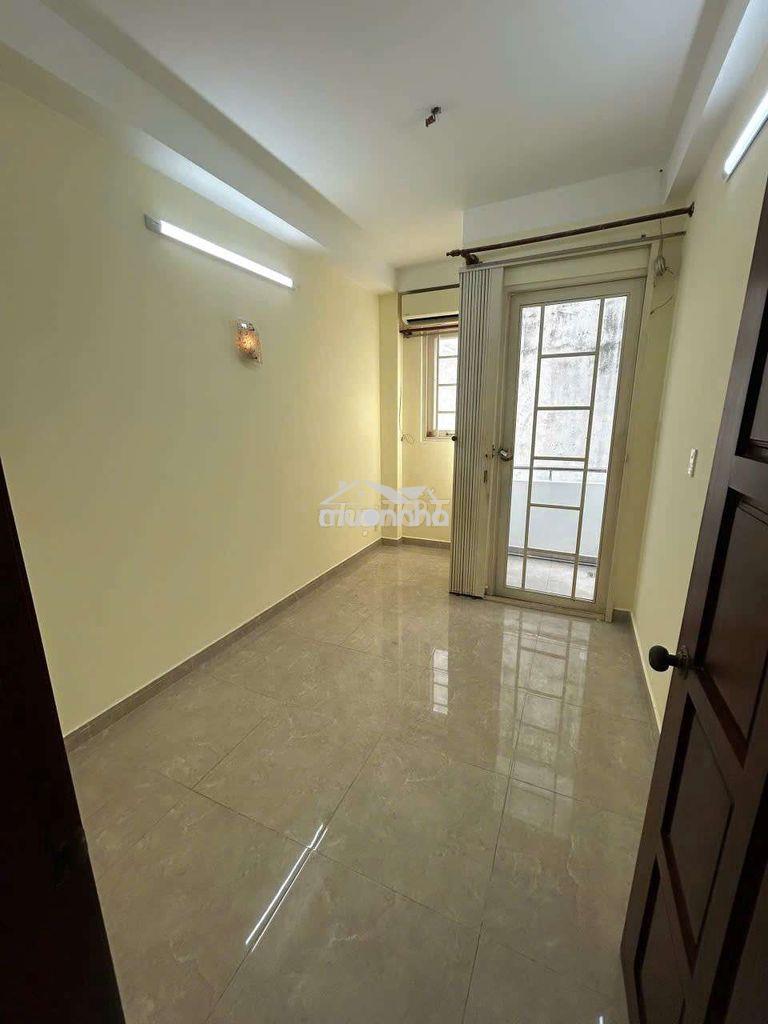 Nhà nc mới đẹp tr 2 lầu st 2pn 3vs trần đình xu q1 - 2