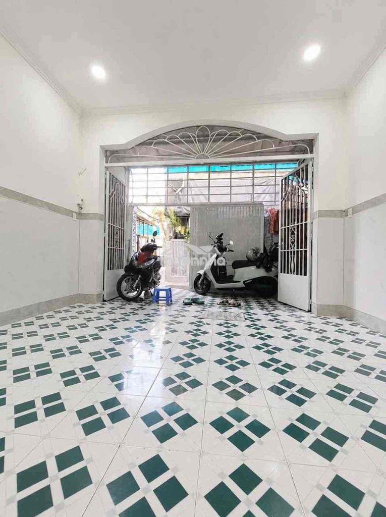 Bán nhà đông hưng thuận 55m² nở hậu đẹp, cách mt 1 căn, giá 4.tỷ - 3