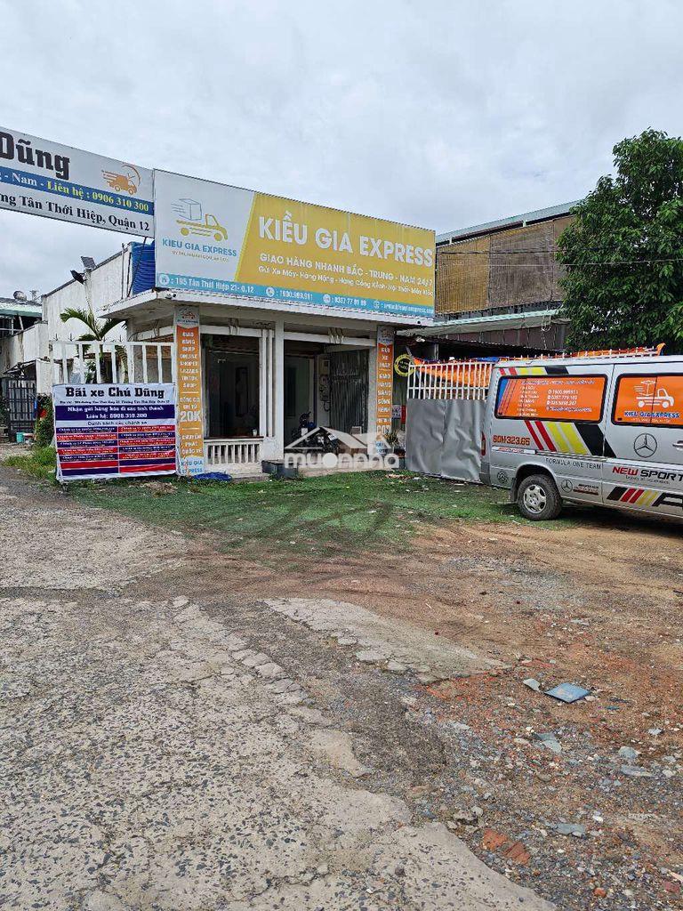 Cho thuê nhà văn phòng mặt tiền đường có sân để xe