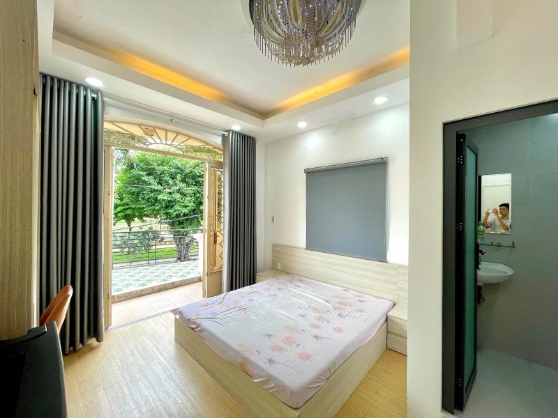 Cho thuê căn hộ dịch vụ - view sông sài gòn - kế bên công viên 