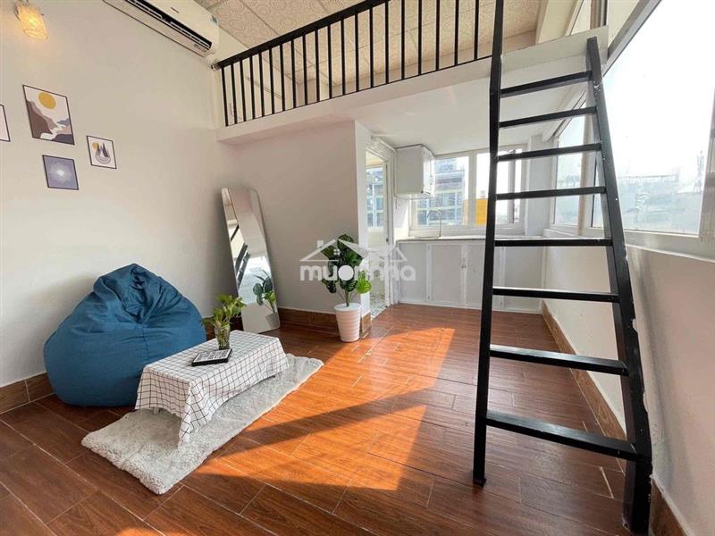 Duplex full nội thất cửa sổ trời ở được 3- 4 người ngay đh hutech