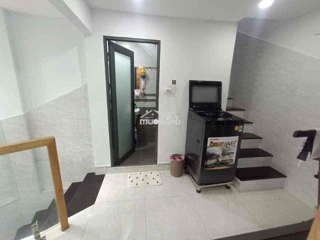 Ban nhà cầu chánh hưng 4ty - 2