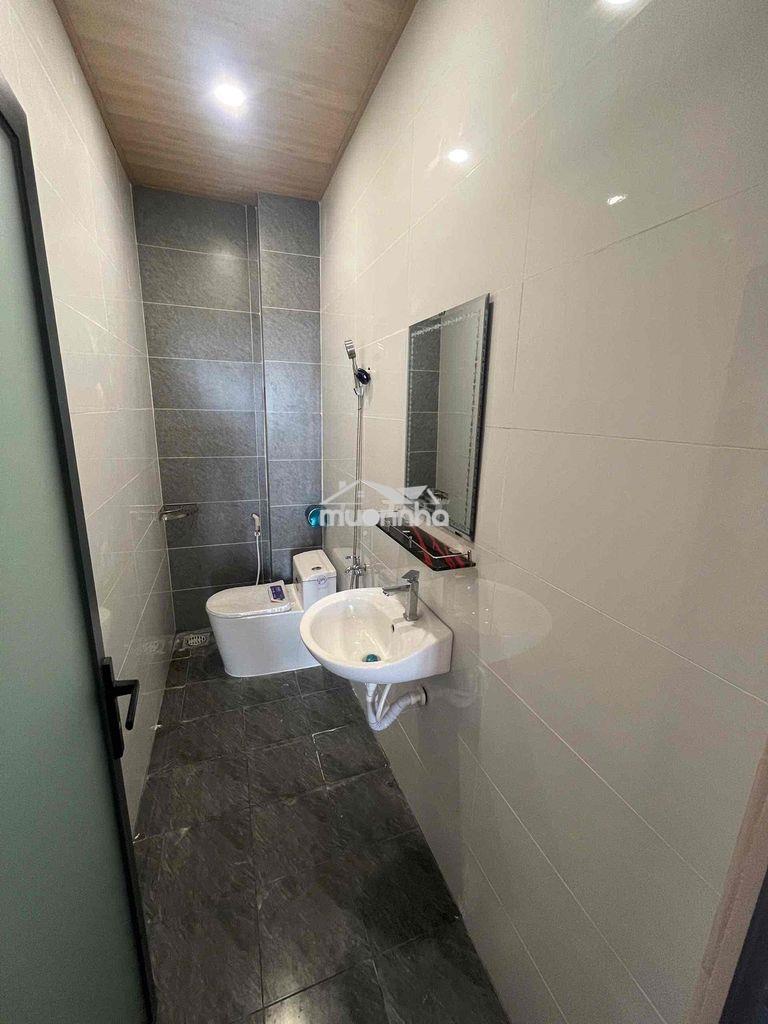 Bán căn nhà lầu gần chợ đông thạnh, sổ hồng riêng - 4