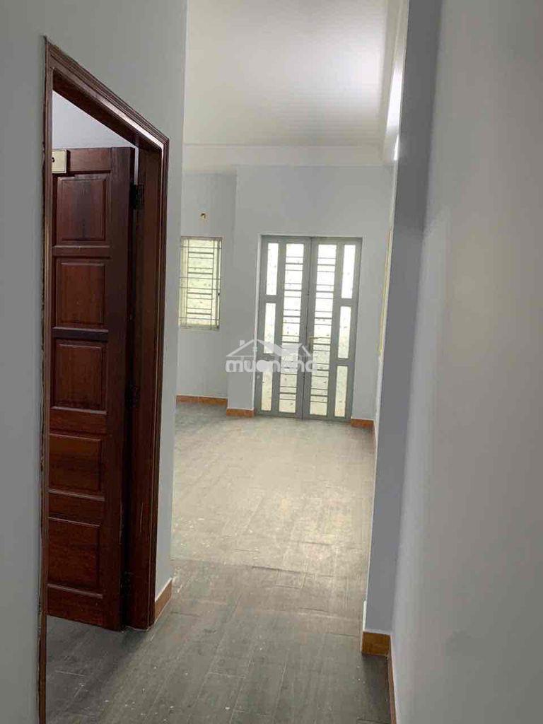 Cho thuê nguyên căn khu nội bộ  tên lửa  dt : 4x16