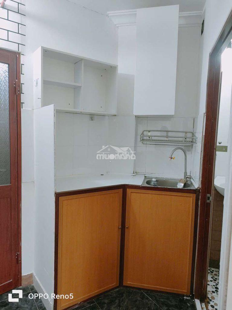 Cho thuê phòng trọ tại 236/29/2h điện biên phủ, giá 4.5tr - 4