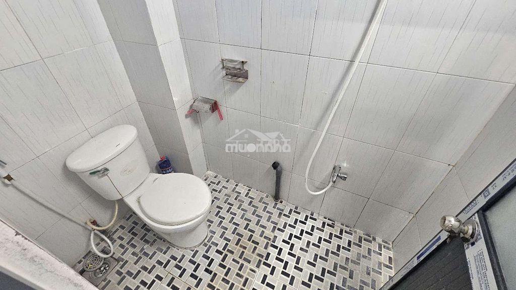Hẻm xe tải, 4x20, 1gác, 2pn 1wc. - 3
