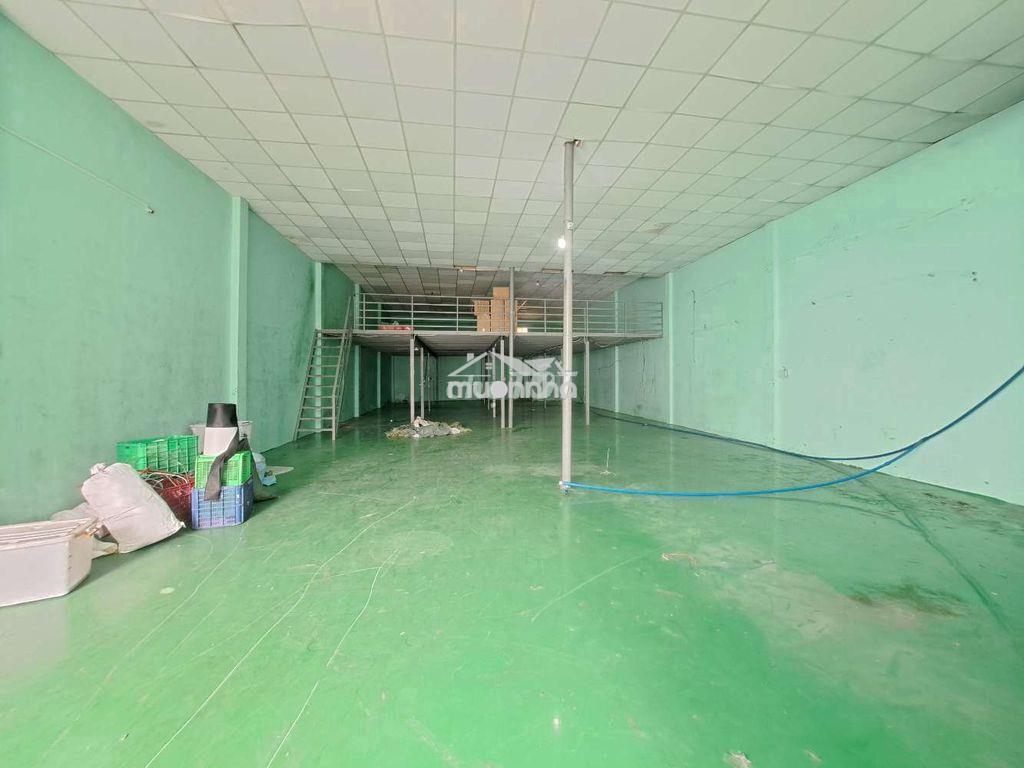 Nhà thuê 10x30m.cấp 4.hẻm 10m lũy bán bích.gía:35tr - 3