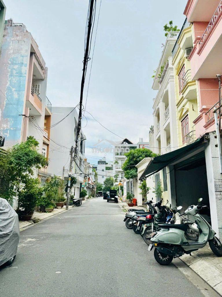 Bán nhà hxh 10m nguyễn quý anh, q. tân phú, 5x17m,cấp 4, giá 10 tỷ