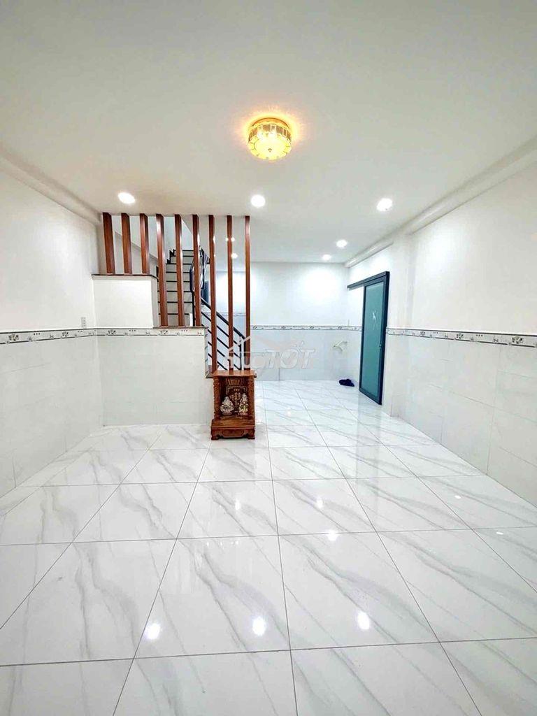 Nhà mới dt 32m2, lê văn quới, sổ riêng hc đủ, nhỉnh 2tỷ