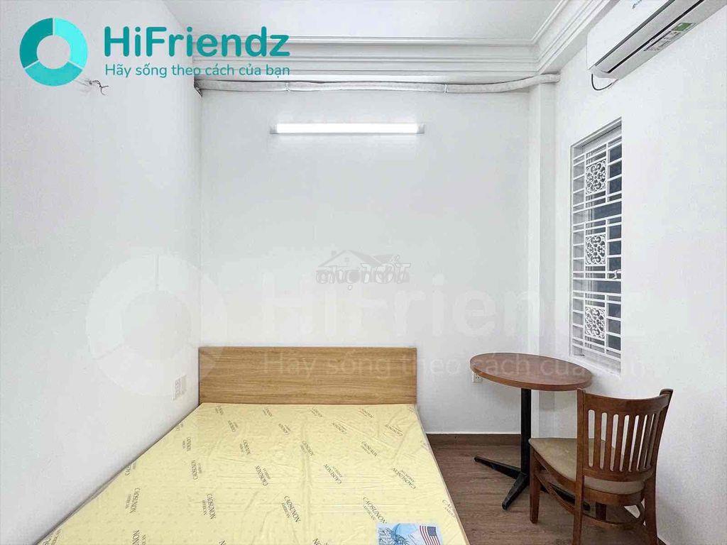 Chdv bancol ngay bờ kè hoàng sa trường sa - 4