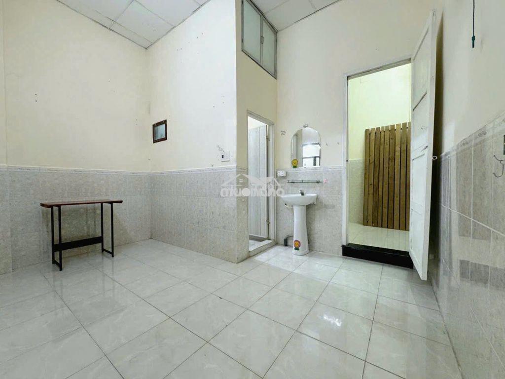Nhà nc lê văn sỹ 2pn q3 gần mai văn ngọc trần quang diệu  - 4