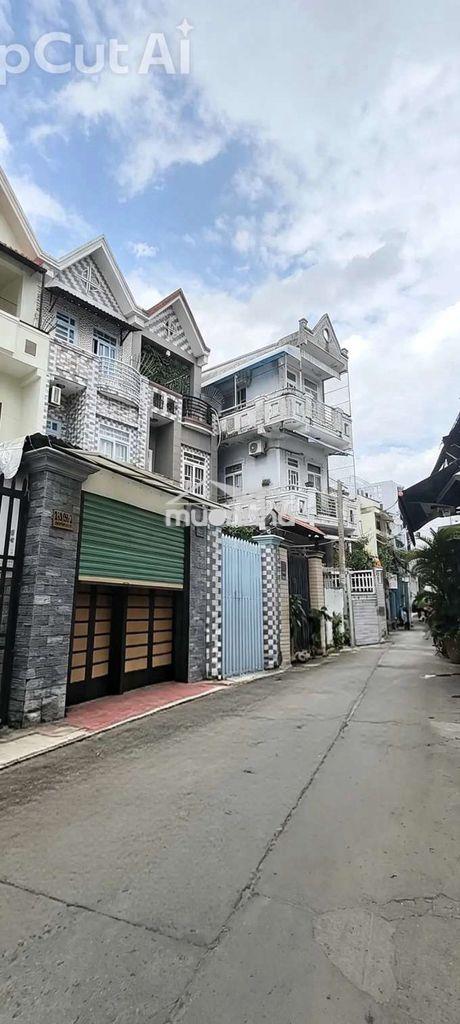 Nhà đẹp giá tốt  hem xe hơi 🚘 . p 15 q8 - 2