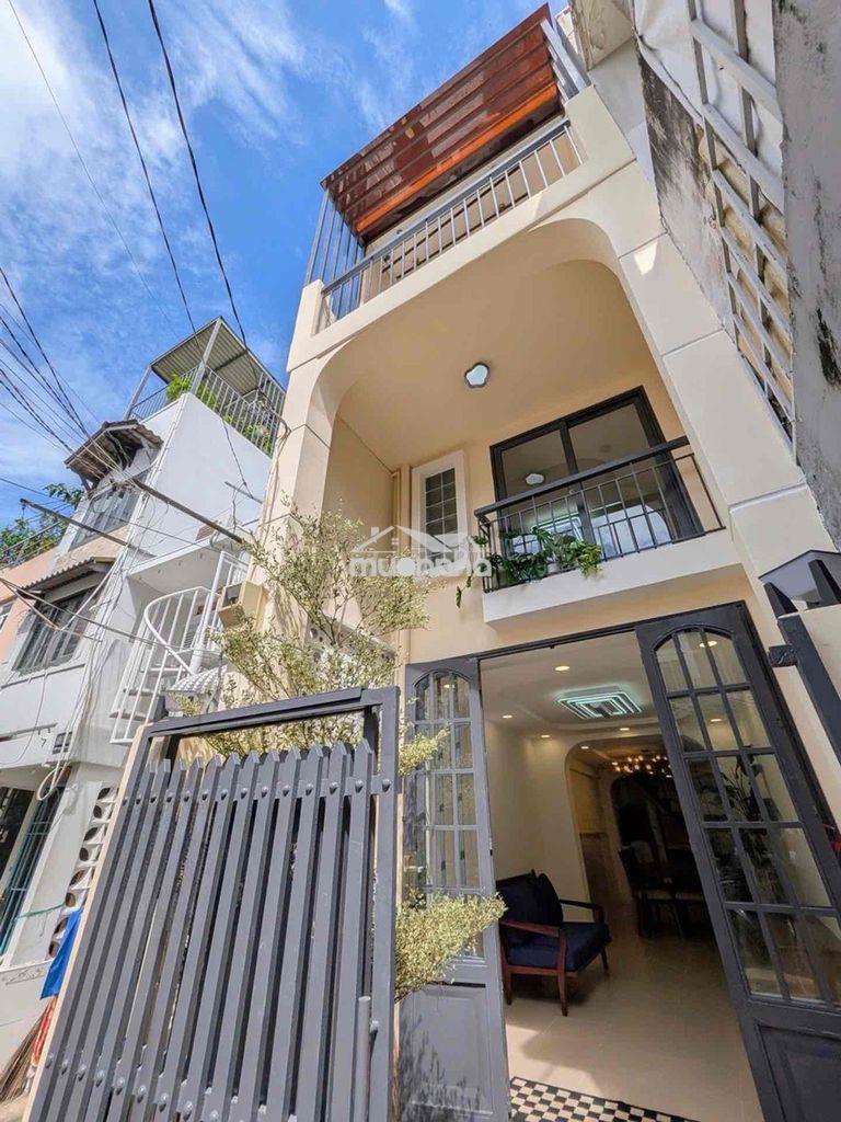 Ngay ngã tư phú nhuận 3 tầng 3pn full nội thất dtsd 90m  nhỉnh 5tỷ