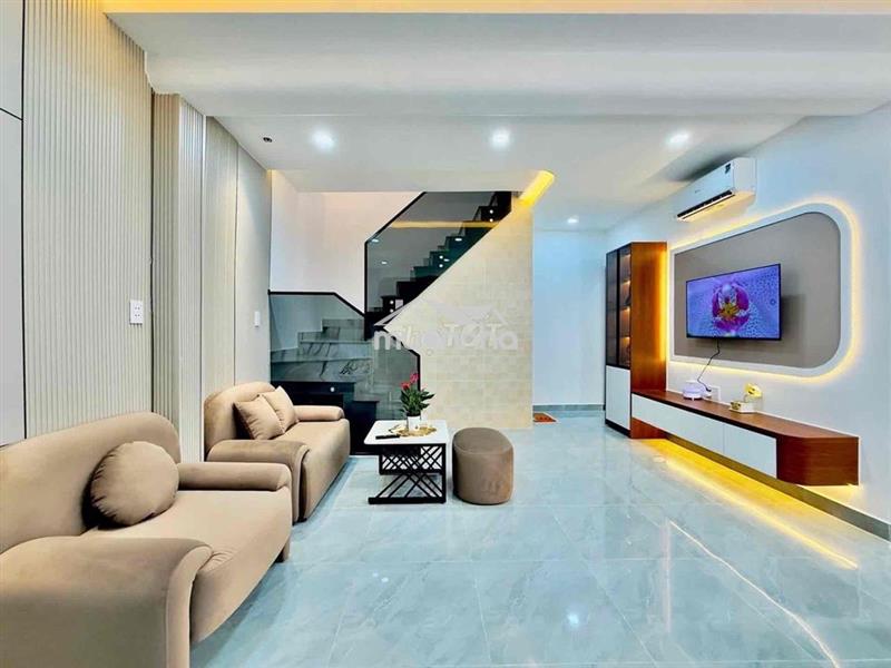 Nhà đường thích quảnh đức - phú nhuận - 38m2 - 3phòng - chỉ hơn 6đ