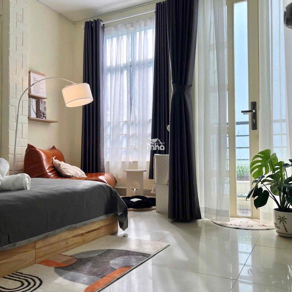 Cho thuê studio tách bếp ban công full nội thất ngay trung tâm quận 1 - 2