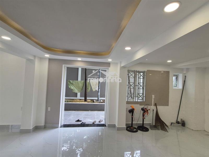 Bán chung cư 43 hồ văn huê, tầng trệt- nhà đẹp- phú nhuận