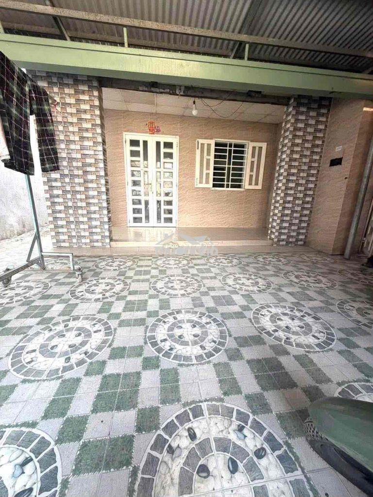 Bán lô đất tặng căn nhà cấp 4 phường tân vạn. dt 191m thổ cư