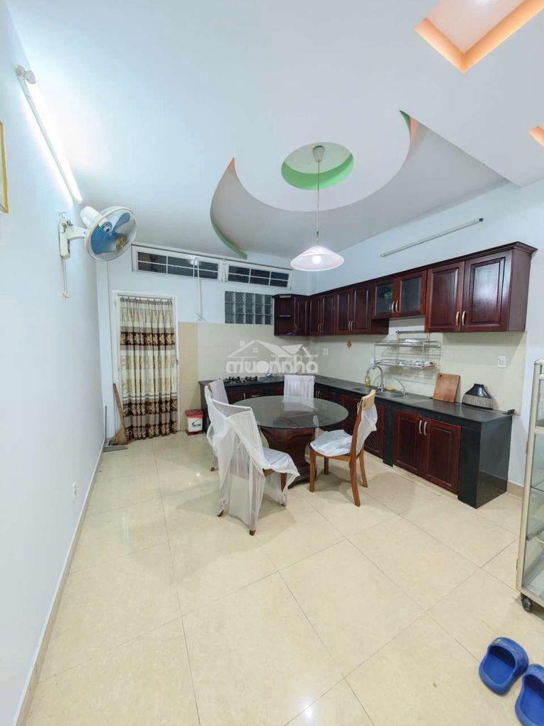 Nhà đẹp full nội thất - có sân rộng rãi - 3