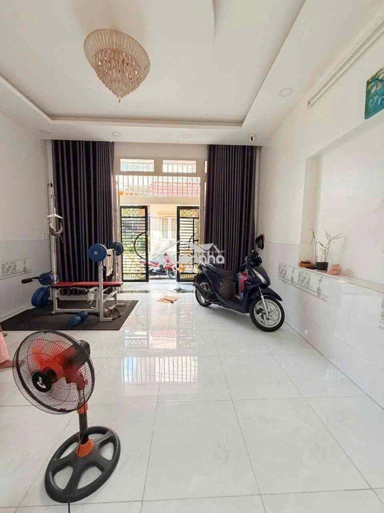 Gần kdc himlam 03 tầng kiên cố hoàn công đủ  - 4,8x12m - 2